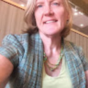 Meet your Posher, Laura wynosky